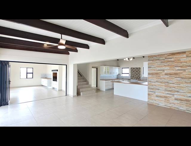 4 BEDROOM HOUSE FOR SALE IN ATLANTIC SANDS PRIVATE ESTATE